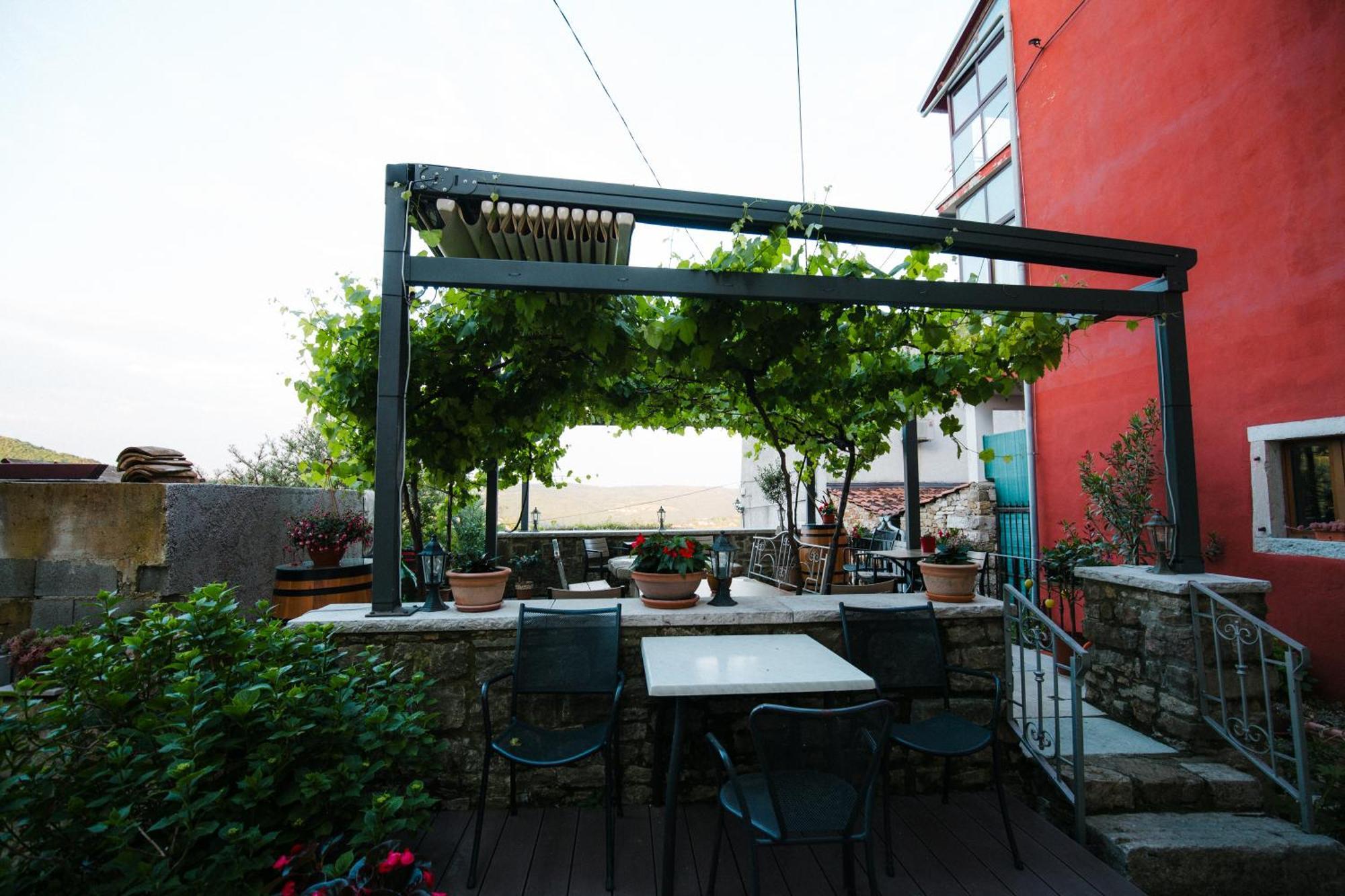 Guesthouse Villa Marija โมโตวุน ภายนอก รูปภาพ