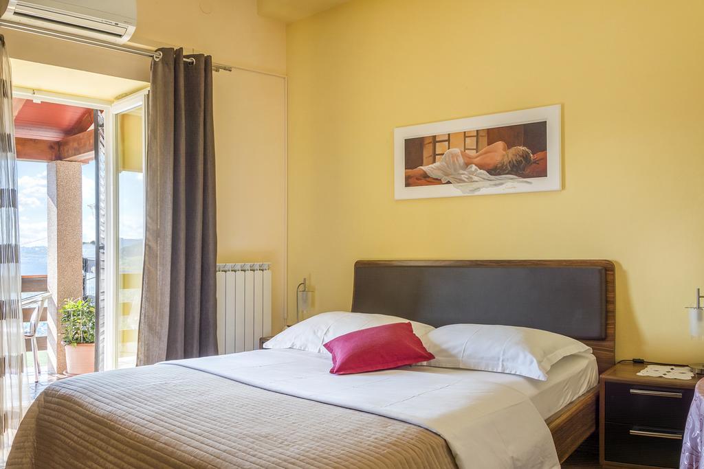 Guesthouse Villa Marija โมโตวุน ภายนอก รูปภาพ